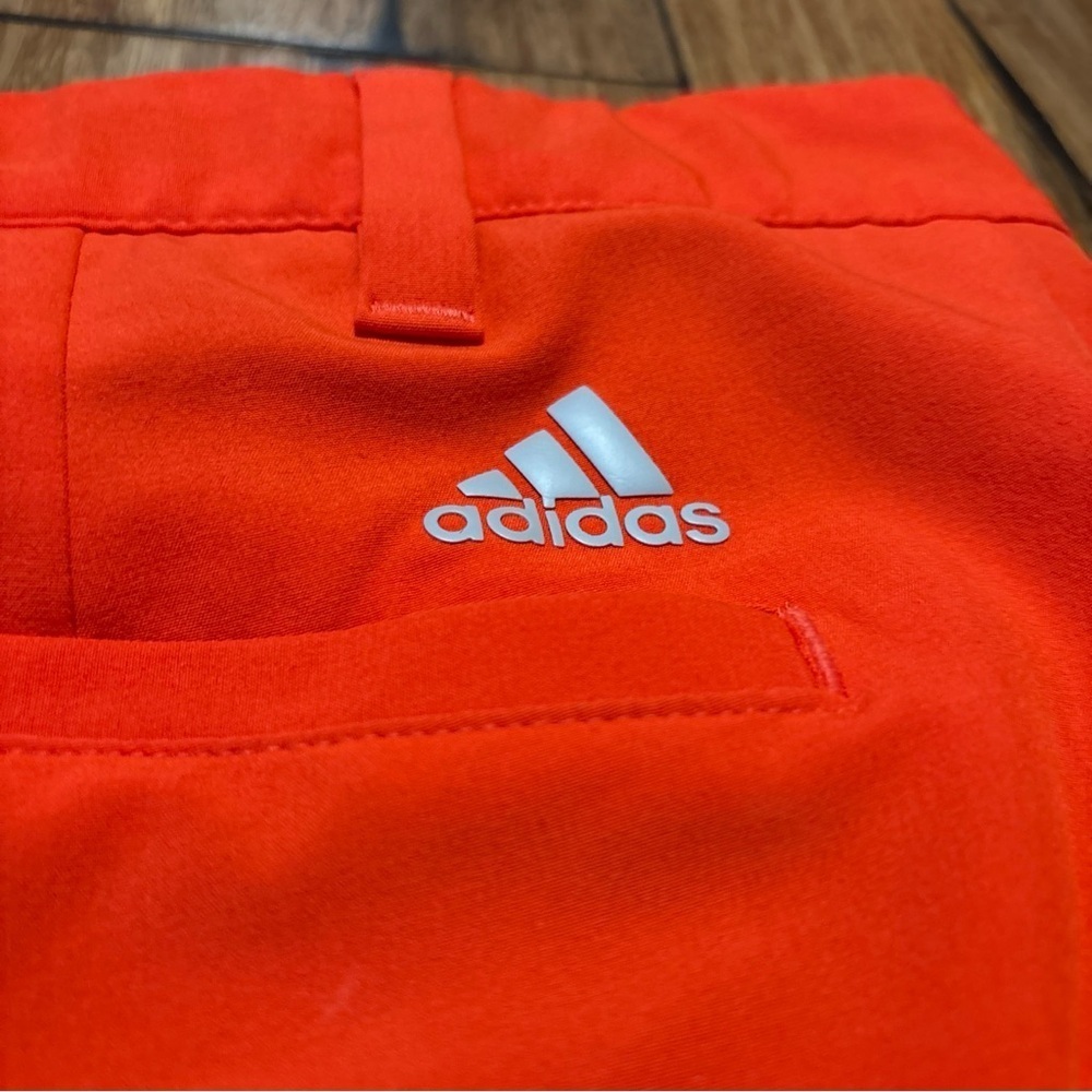 Adidas Golf Shorts Men’s Size 35 Dark Pink Neon - Picture 6 of 7